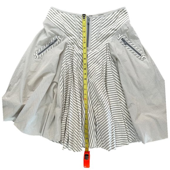Donna Karen Striped Natural and Gray Pouf skirt Size 6 - Picture 8 of 13
